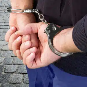 5 cosas que las series te han enseñado mal sobre la Policía Nacional